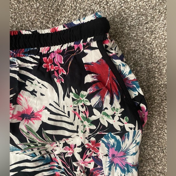 New Look UK 14 Drawstring Waistband Floral Pants - Picture 4 of 5